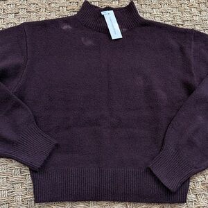KNIT TURTLENECK SWEATER in PLUM